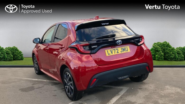 Toyota Yaris 1.5 Hybrid Design 5dr CVT Hybrid Hatchback